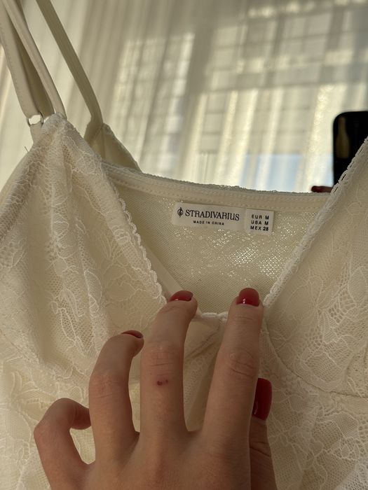 Мереживне боді Stradivarius