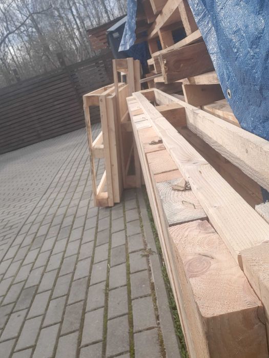 Podesty drewniane (palety)