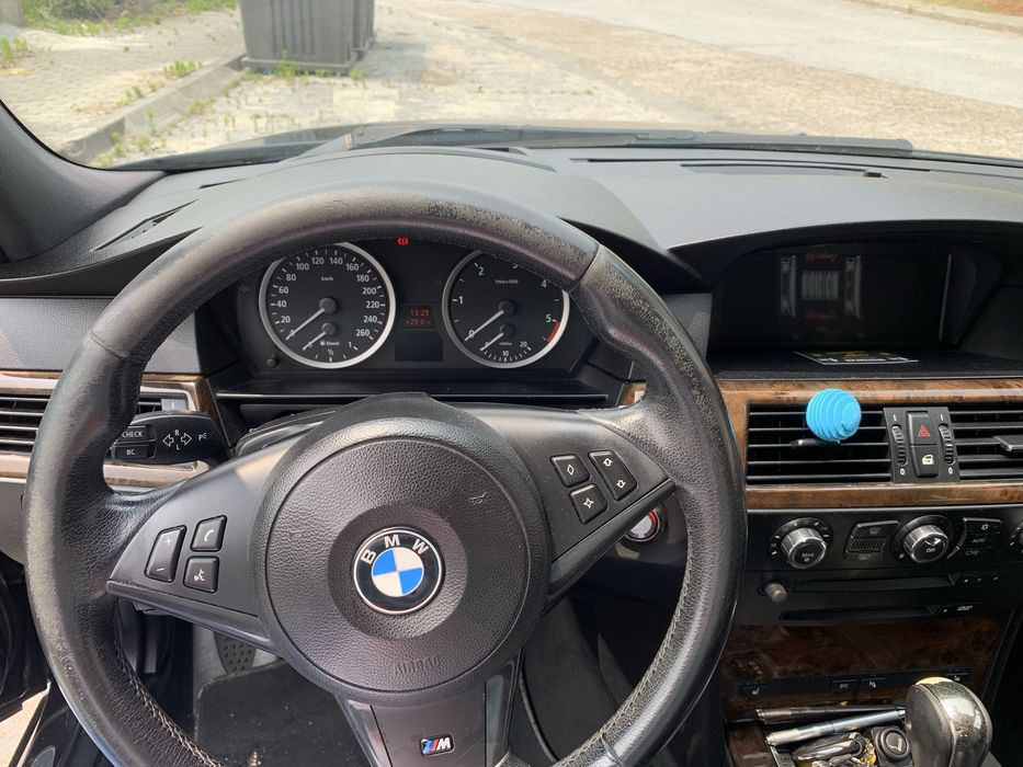 Bmw 530 D Pack M  e61 foto 4