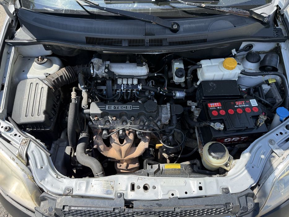 Chevrolet Aveo T250. 1.5 газ/бенз.