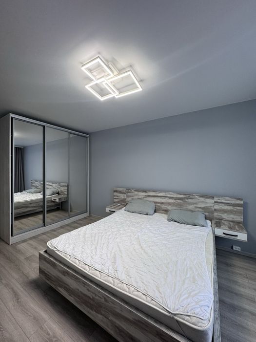 здам 2 кім квартиру в центрі міста