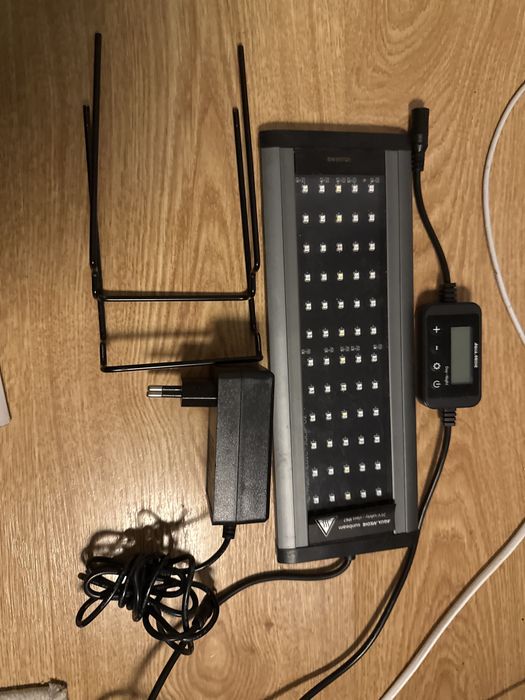 Lampa do akwarium morskiego