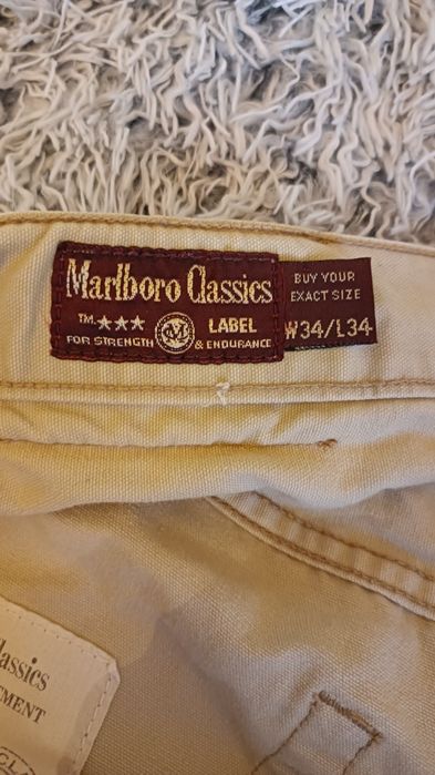 Spodnie beżowe Marlboro Classics