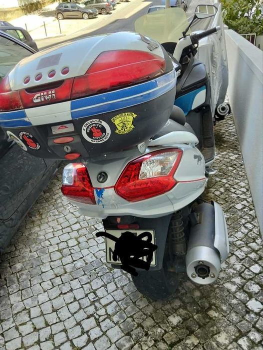 Maxi sym 400 ano 2012