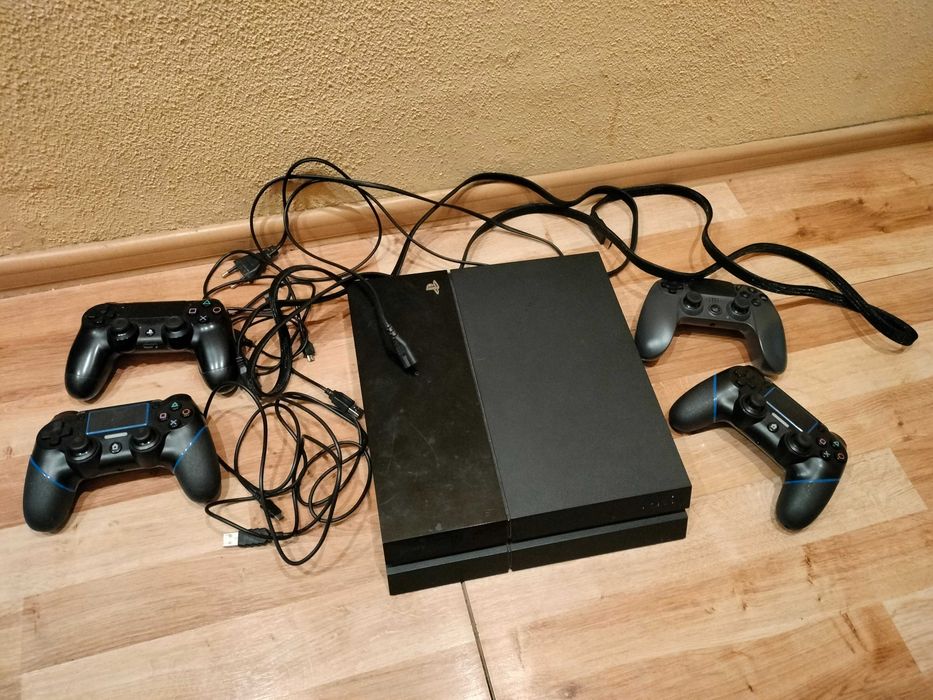 Konsola PlayStation 4, PS4