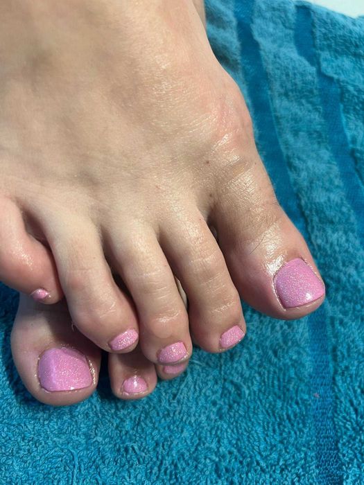 manicure , pedicure hybrydowy, tytanowy