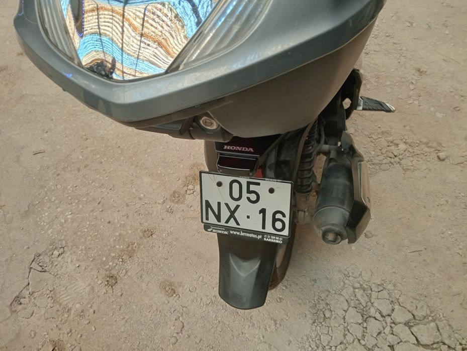 Vendo mota 125 em bom estado