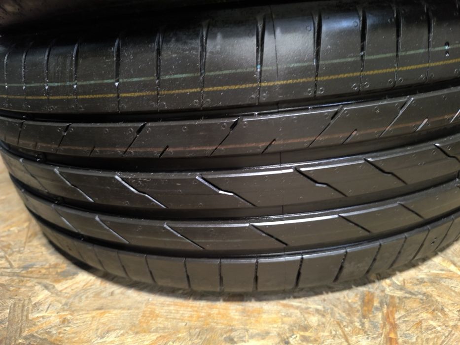Opony 235/45/20 Hankook nowe komplet
