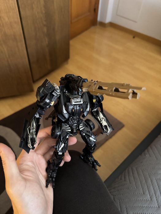 Transformers lockdown