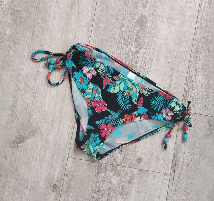 Kolorowe figi damskie 42 XL do stroju kąpielowego