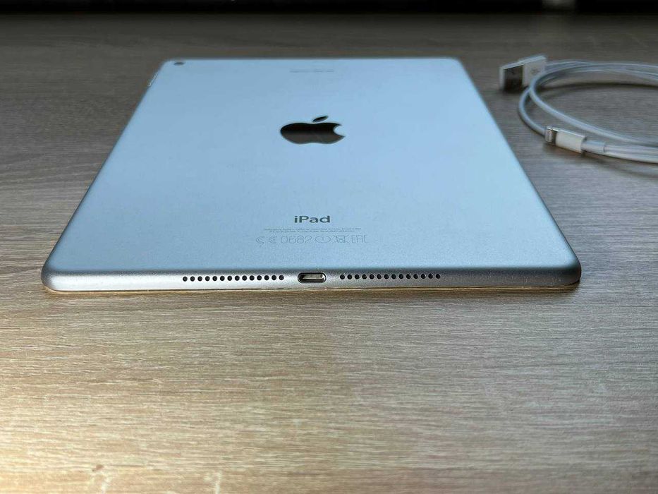 Оригинал Планшет Apple Ipad