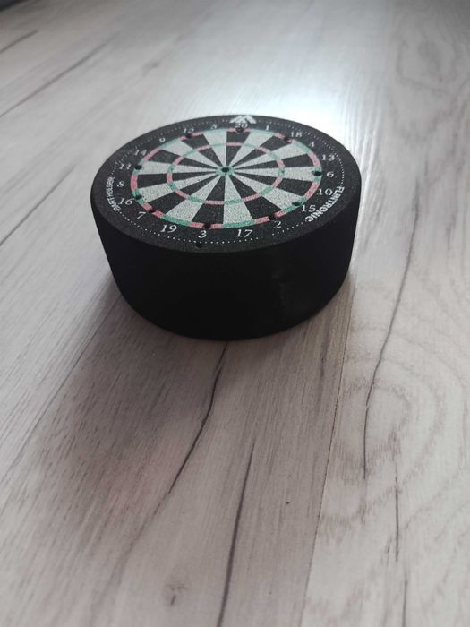 Stojak na lotki dart