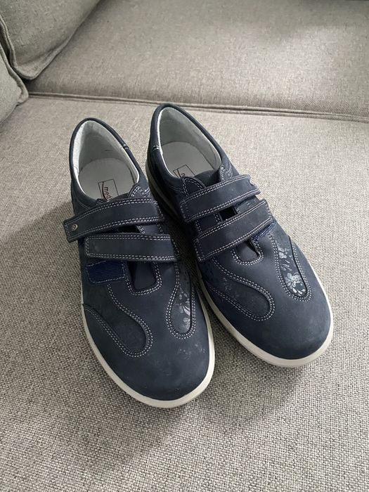 Buty damskie zdrowotne
