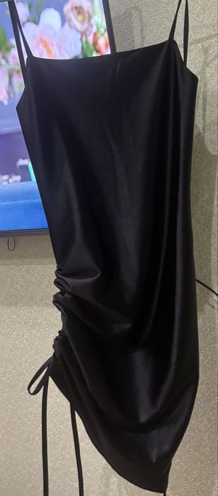 Чорне    плаття