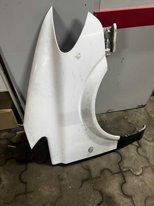 Крило праве Mercedes Vito 639