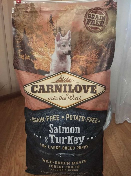 Сухий корм для цуценят з лососем Carnilove Puppy Large Salmon Turkey