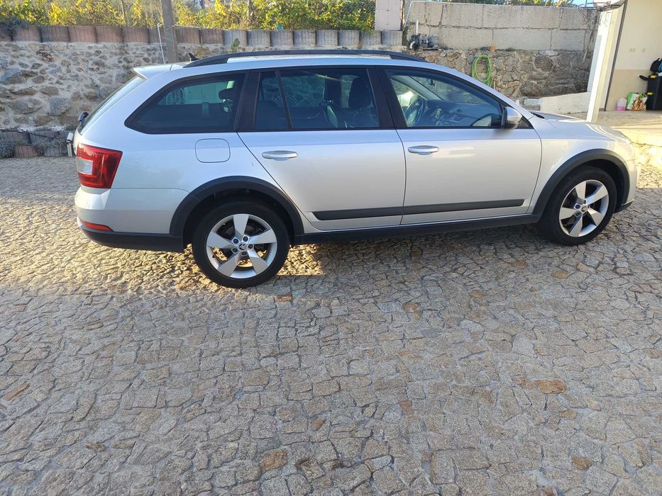 Skoda Octavia Scout 4X4 — photo 5