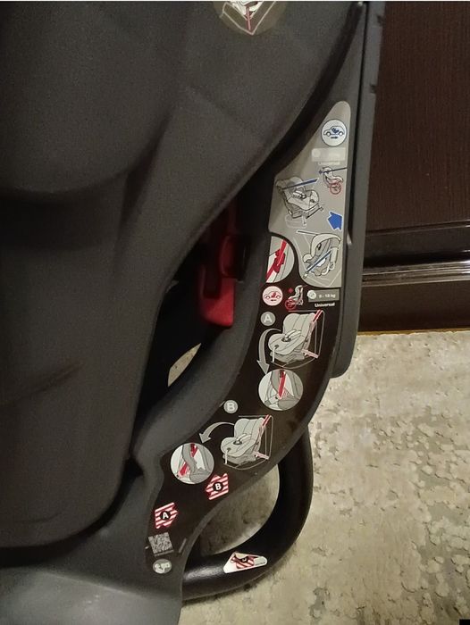 Автокрісло Britax-Romer First Class Plus 0+/1