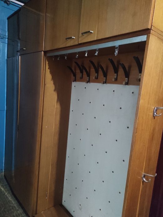 Шафа, шкаф, вітальня