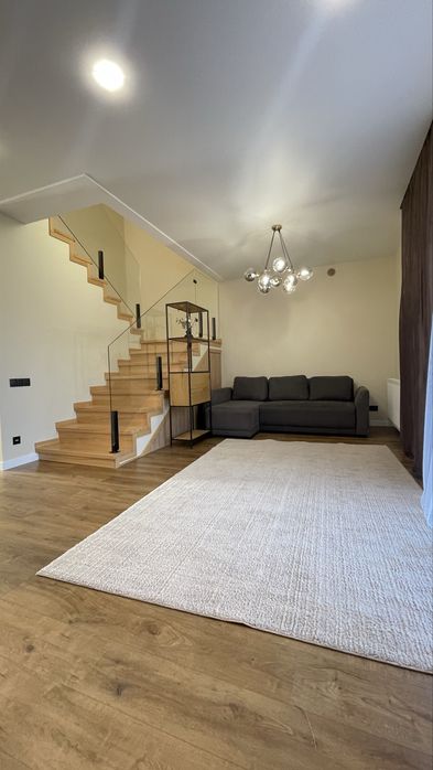 Продається готовий Таунхаус з ремонтом та меблями