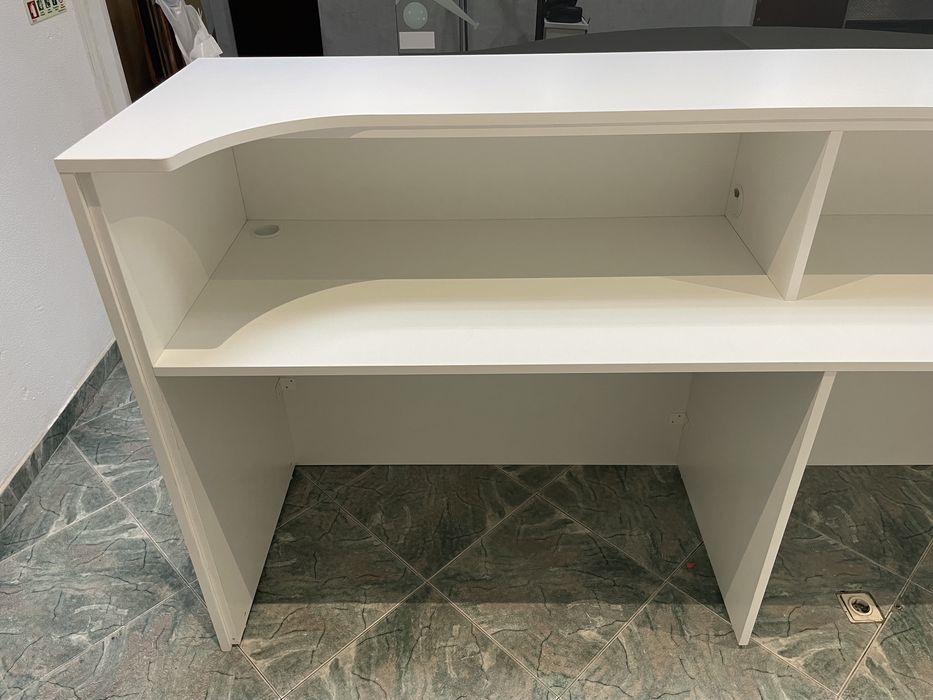 Balcão 225cm x 110cm