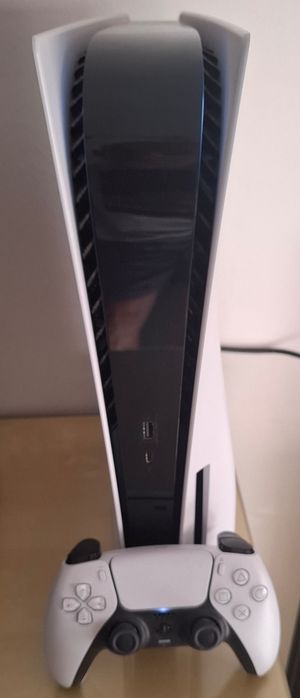 PS5 Standard 825 GB + Comando DualSense