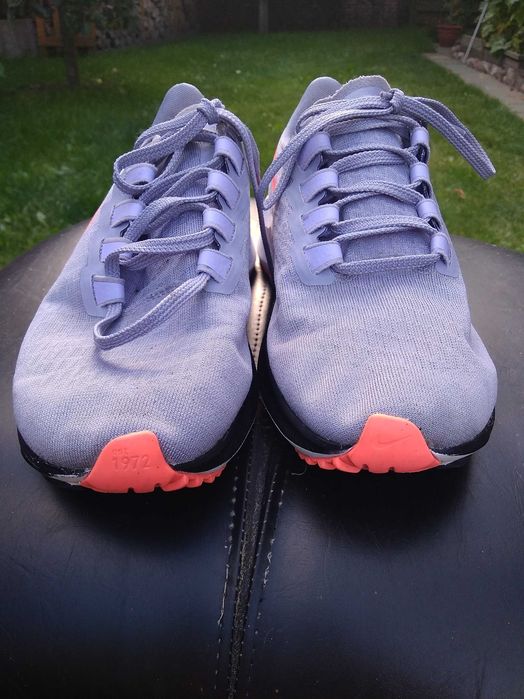 NIKE AIR ZOOM Pegasus biegowe, oddające energię 39