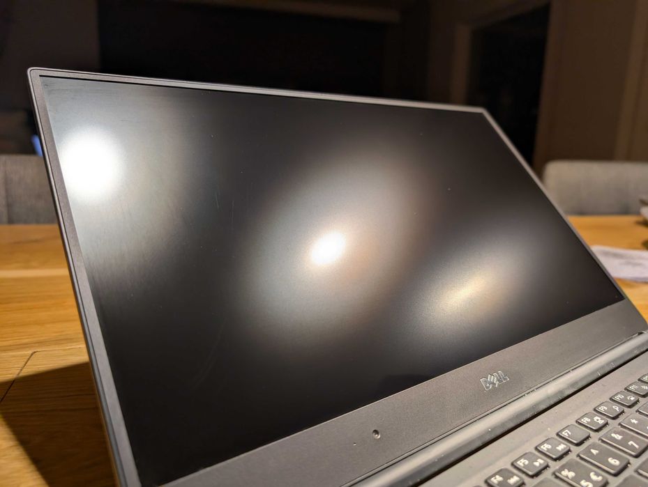 DELL XPS 15 9560 | i7 | 16GB | 512GB SSD | GTX 1050 | 1wł.