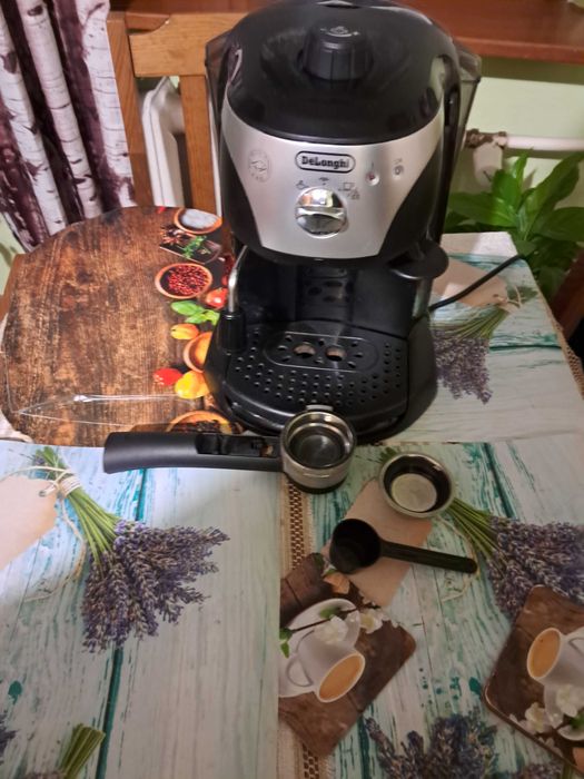Ekspres fo kawy DeLonghi EC 221.B