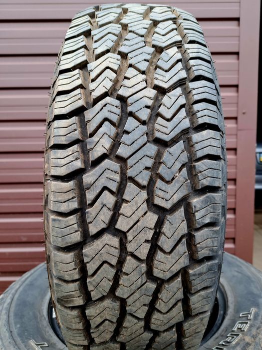 Шини б/в 235/70 R16 Sailun Terramax A/T
