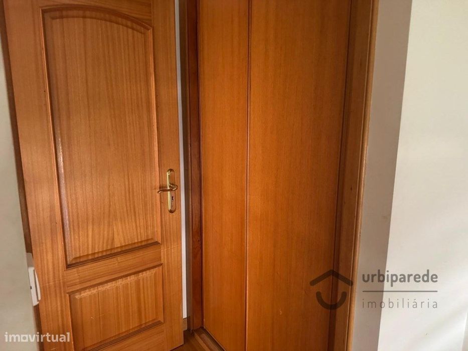 Apartamento T3 no Jardins da Parede.