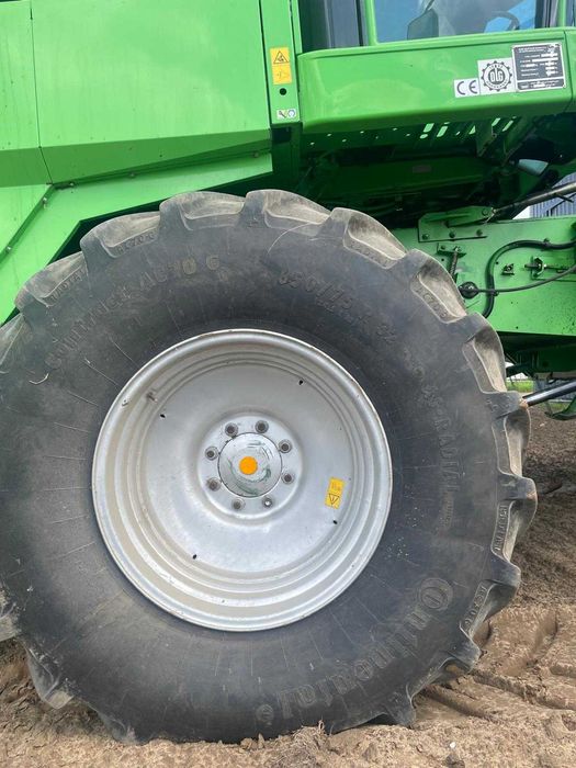 Kombajn zbożowy 5660 HTS