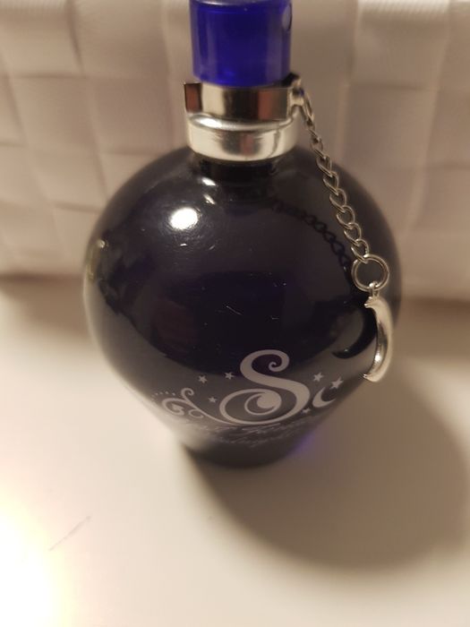 Perfumy damskie bez opakowania