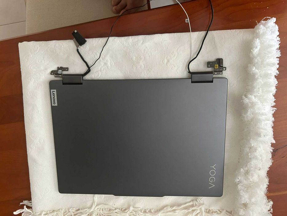 Ecrãn LCD Táctil Lenovo Yoga i7 2 in 1 - Bom estado