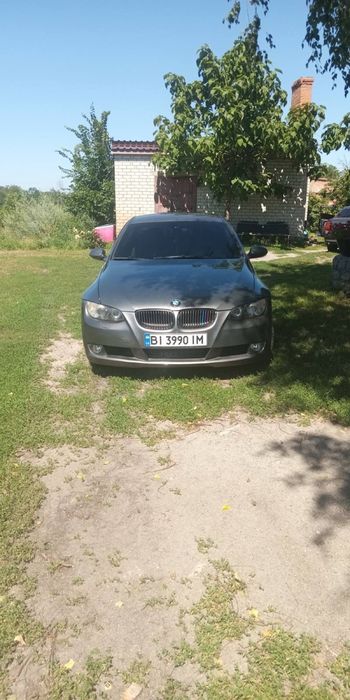Продам BMW 325 E92