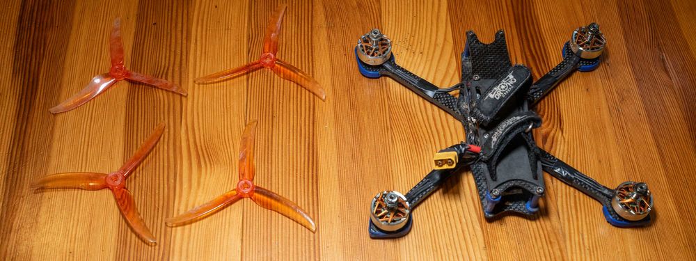 Dron FPV Dronostrefa Kiss Ultra V2.0 5''