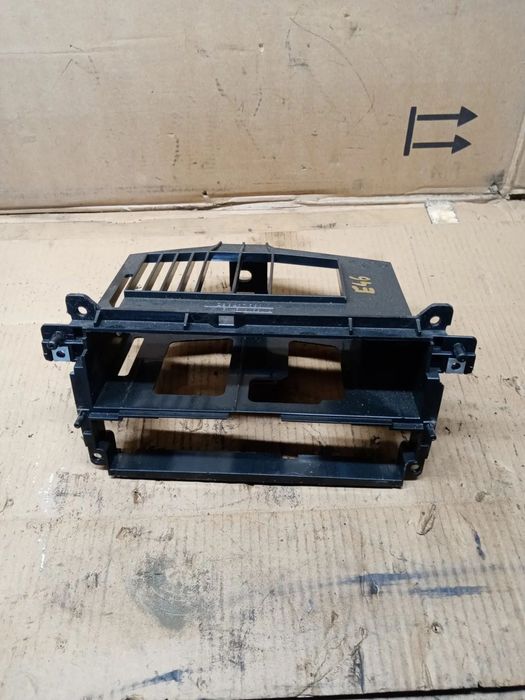 Ramka radia kieszeń półka BMW 3 E46 8237560 8196112