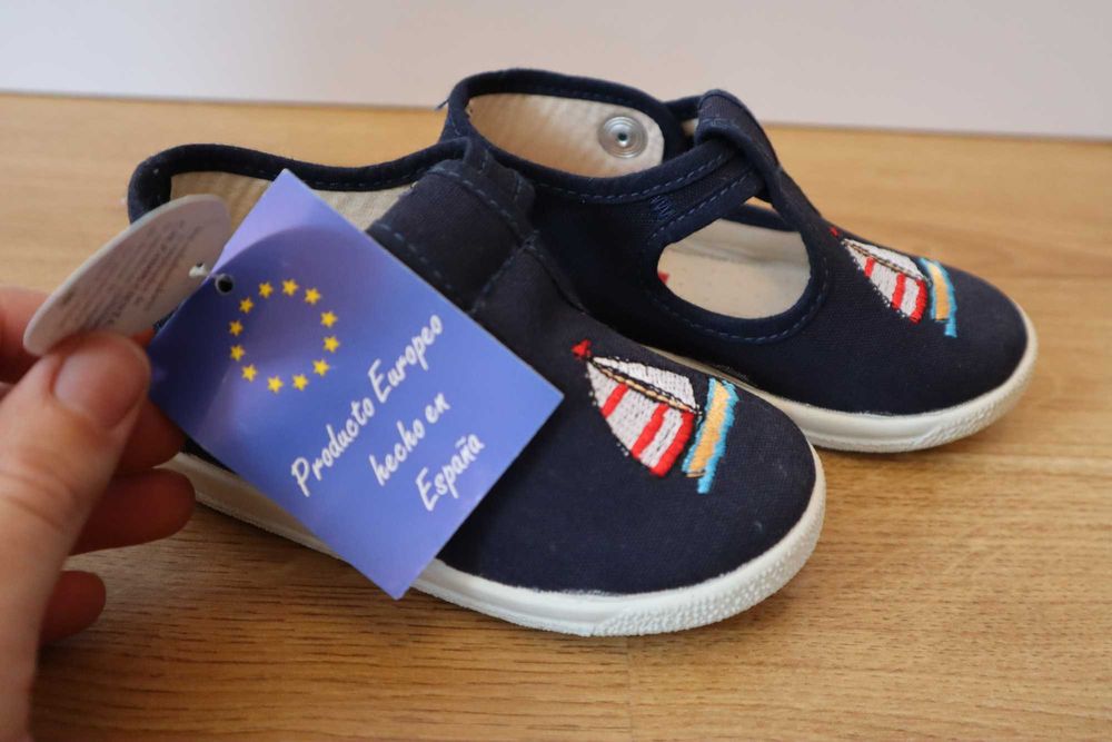 Kapcie  dla dziecka rozm. 24