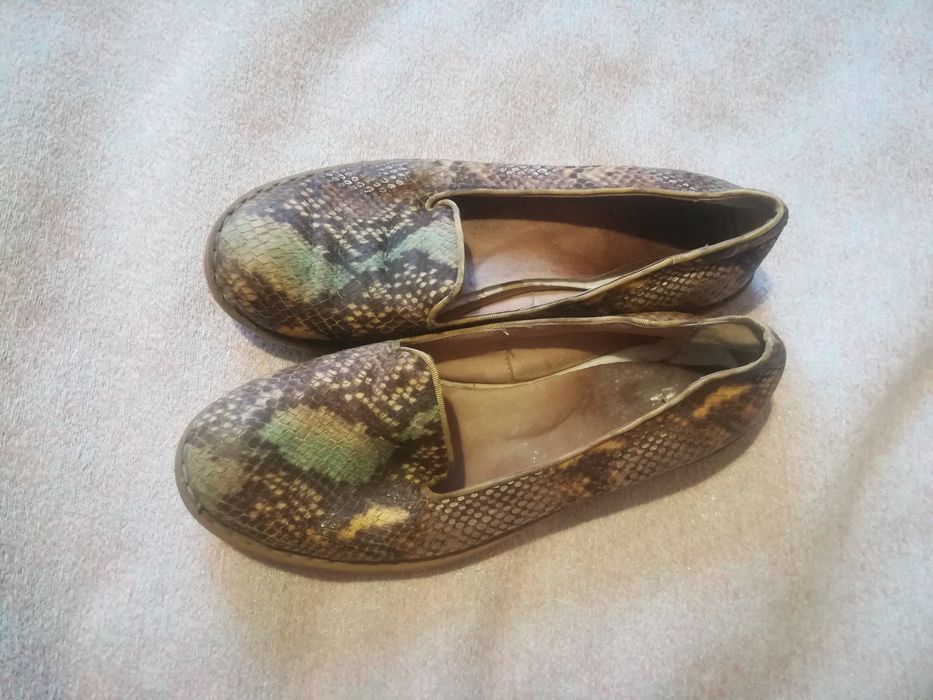 Взуття на дівчинку  шкіряні 35р