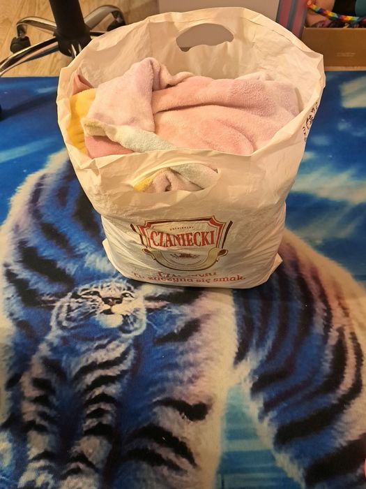 Ciuchy  dla dziewczynki  110 -116 oraz 122