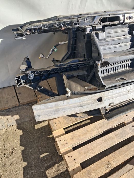 Pas przedni/belka bmw x3 e83 lift 2.0d.