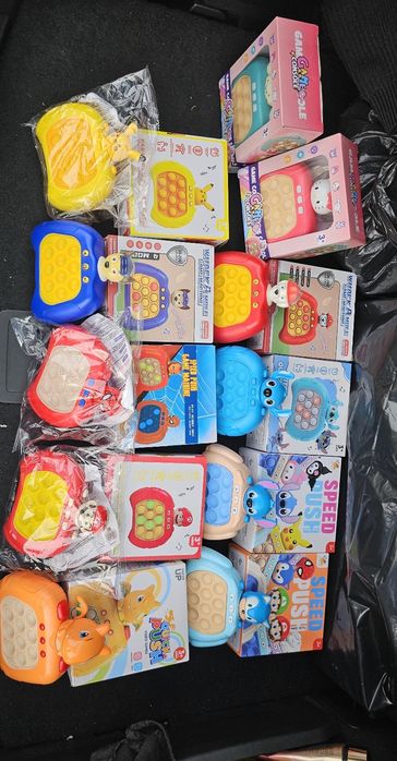 Pop it eletrônico stitch/ Pikachu/ hello kitty/ disney