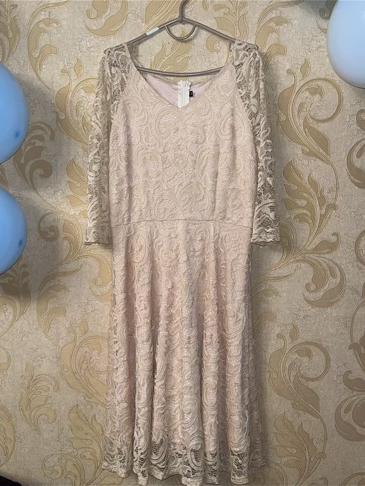 Персикове платье