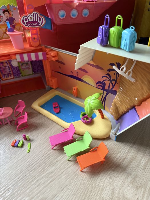 Statek Polly Pocket, domek do zabawy