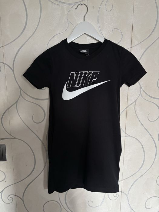 Сукня футболка Nike оригінал 9/10 років