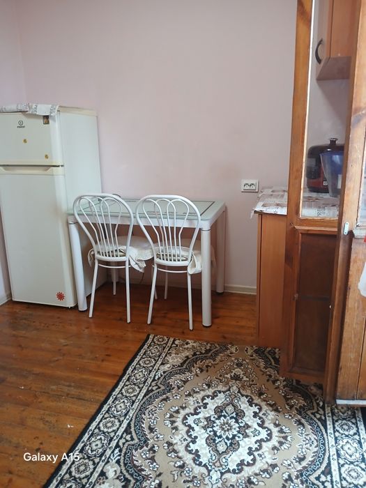 Сдам 1 кв ,центр,р-н 2 и 3 школы 6500гр