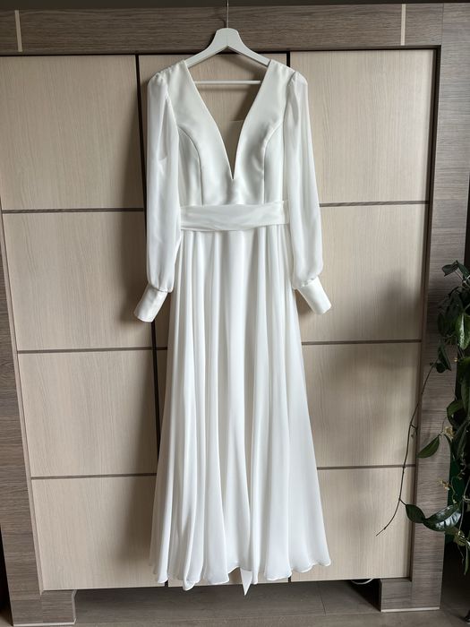 Sukienka ślubna jedwabna silk Ochocka Atelier długi rękaw super stan