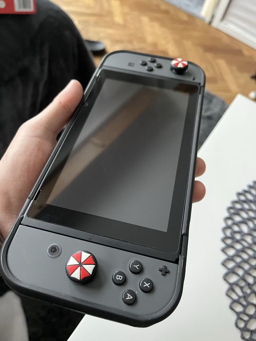 Nintendo Switch + Zelda