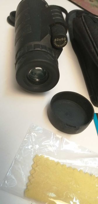 Telescópio de bolso.