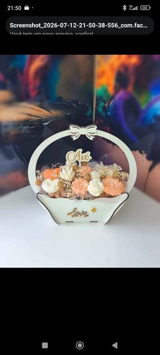 Arranjos de flores de cera